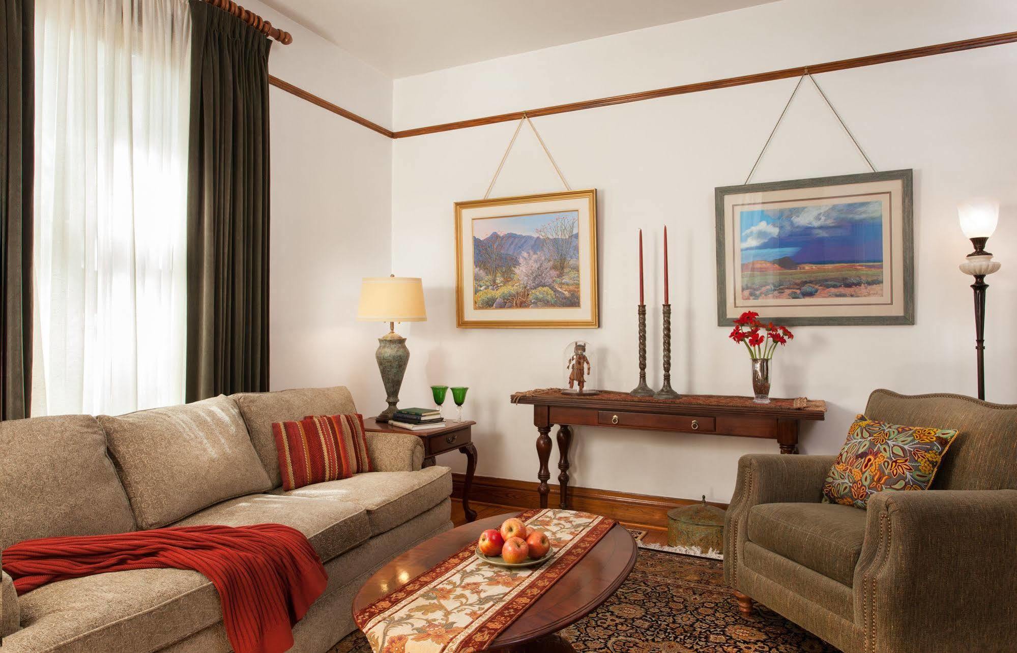 Four Kachinas B&B Inn ซานตาเฟ ภายนอก รูปภาพ