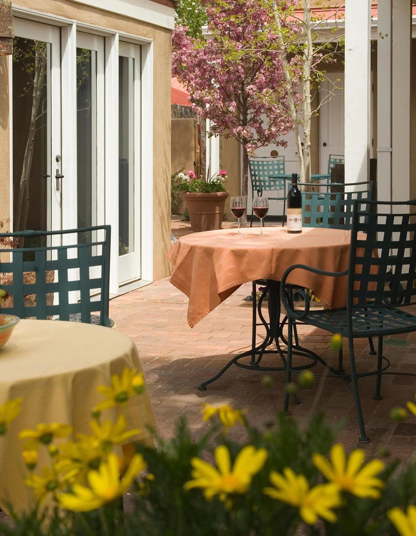 Four Kachinas B&B Inn ซานตาเฟ ภายนอก รูปภาพ