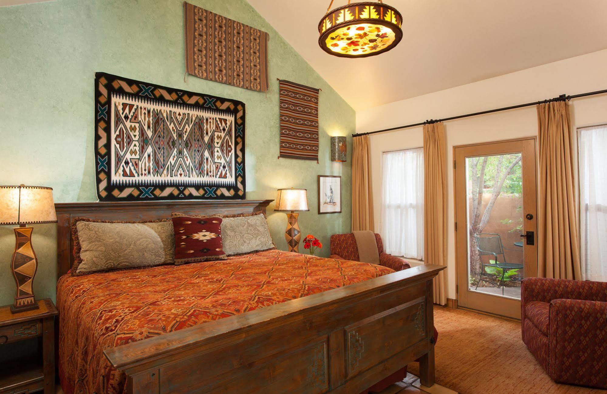 Four Kachinas B&B Inn ซานตาเฟ ภายนอก รูปภาพ